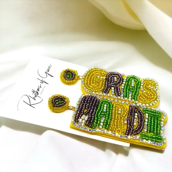 Jazz Up Your Look with Dazzling NWT Beaded Mardi Gras Earrings! 🎉💚💜💛 - Picture 5 of 9